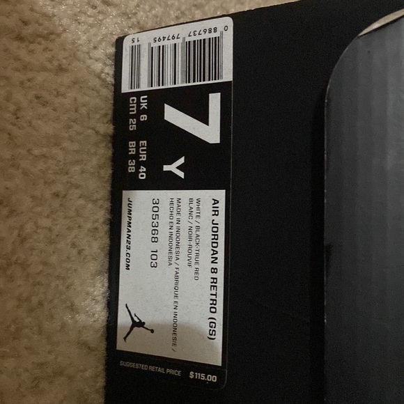 Jordan 8 retro white size 7y - Picture 4 of 6